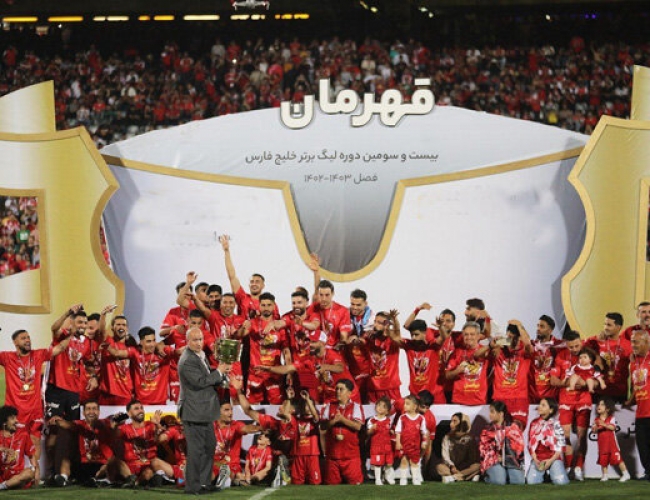 صفحه رسمی AFC : یکماه از قهرمانی پرسپولیس گذشت + عکس 