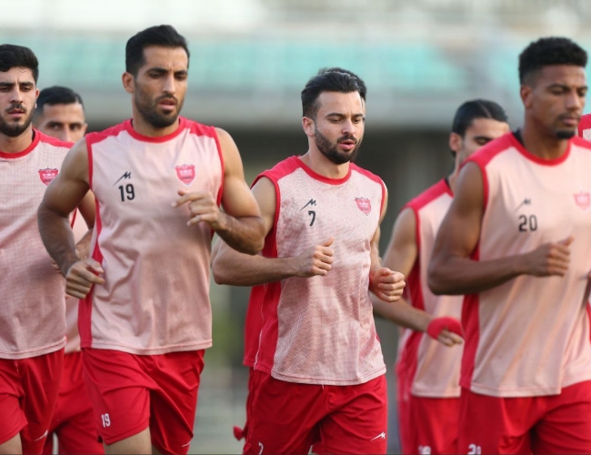 با حضور میلاد سرلک ؛ ترافیک در خط هافبک پرسپولیس به اوج رسید