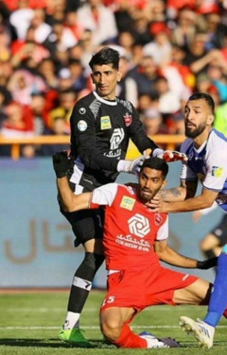 پرسپولیس بدون تلفات به سپاهان رسید