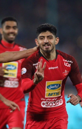 راه هموارِ پرسپولیس برای پوکر قهرمانی