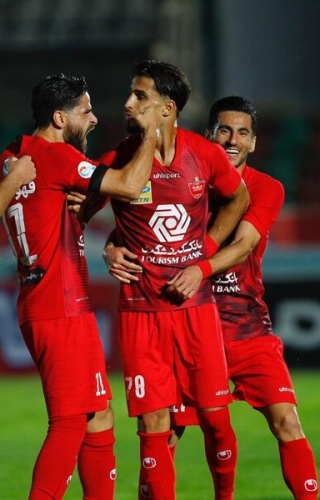 پیکان 1-پرسپولیس 3/سرخ ها 50 تایی شدند