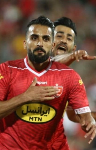 مهاجم پرسپولیس بازی برابر ذوب آهن را از دست داد