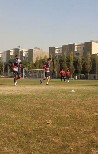 در دیداری دوستانه؛ پرسپولیس به مصاف فولاد می‌رود