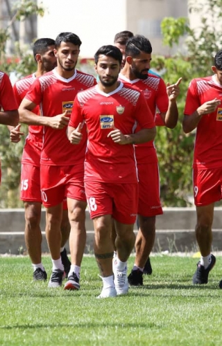 پرسپولیسی ها ساعت دربی تمرین می کنند