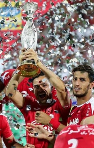 جشن قهرمانی پرسپولیسی ها به تعویق افتاد